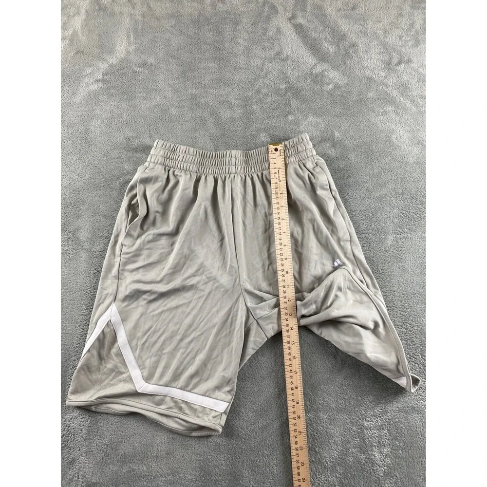 Adidas Mens Basketball Shorts Grey White 9 Inch Inseam Size Medium M 9